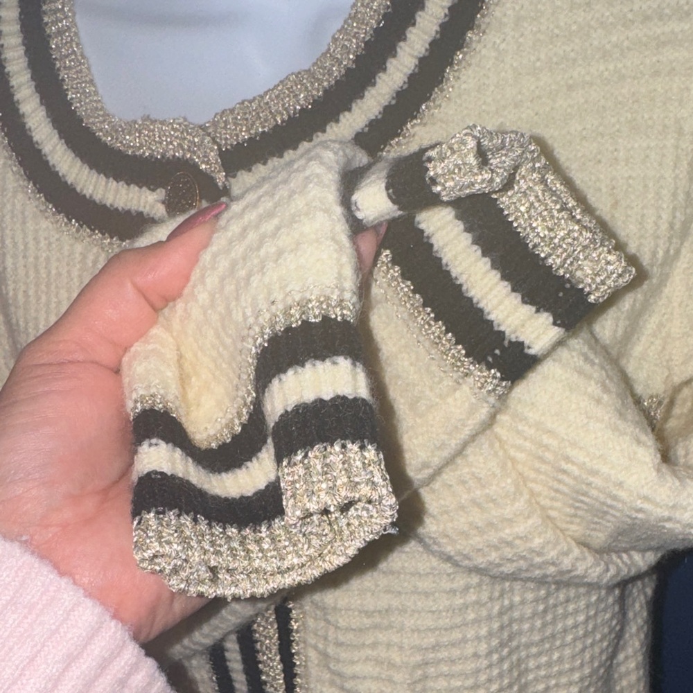 Cream & Black Waffle Knit Cardigan Sweater – Size Small - Picture 10 of 13